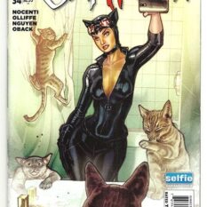 Catwoman Vol 4 #34 DC Universe Selfie Variant