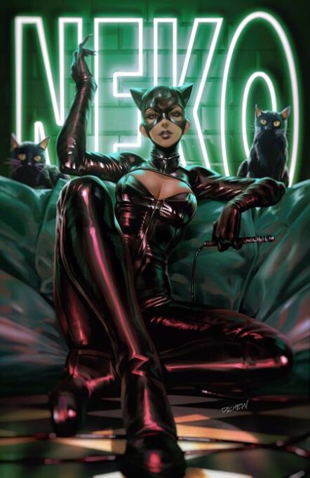 Catwoman #82 Cover C Derrick Chew Card Stock Variant Pre-order